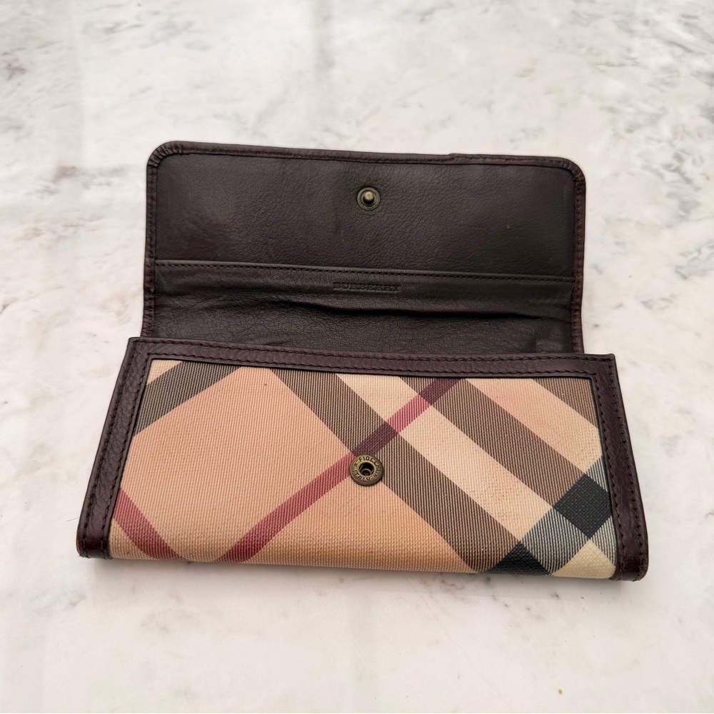 Burberry Nova Check Trifold Wallet - Picture 3 of 10